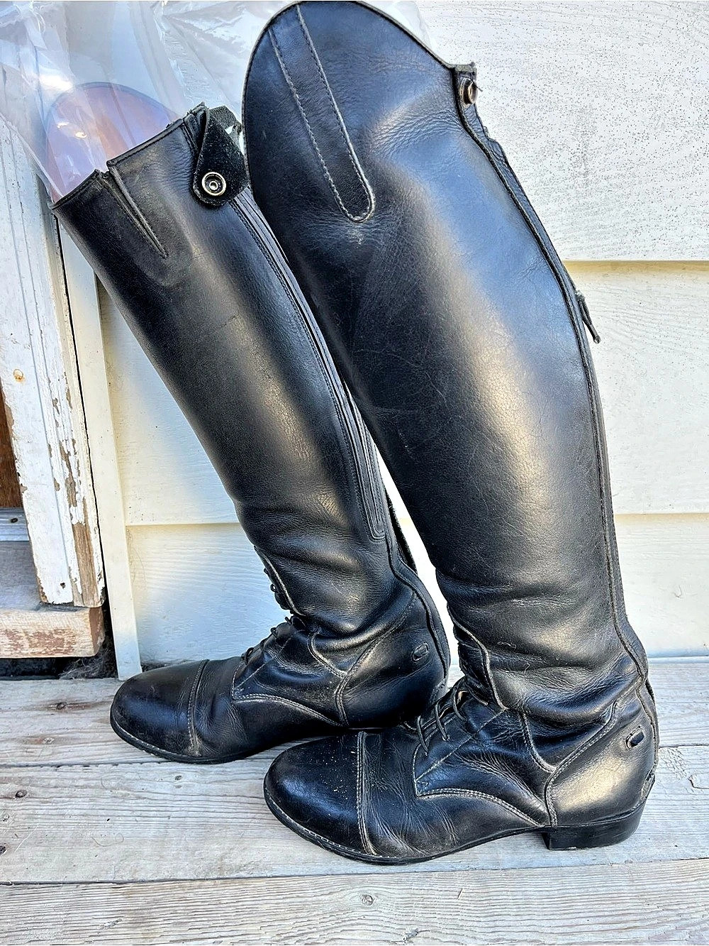 Mountain horse size 7 ladies riding boots slim calf. Height measurements in phot